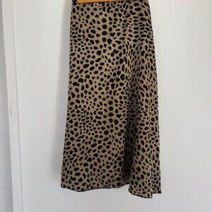 Silk-look A-line Gold Spotted Skirt size L